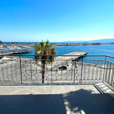 Отель Harbor Elegance Estate Милаццо Экстерьер фото
